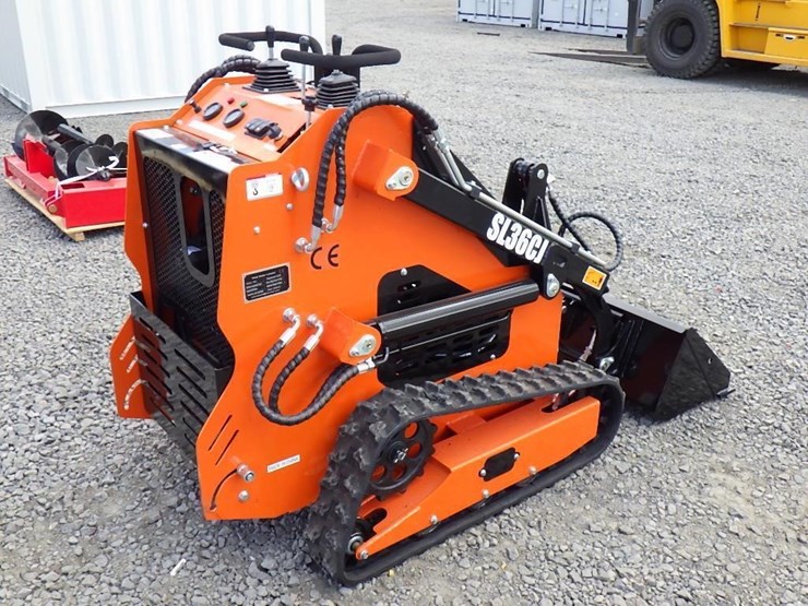 2025-sdlool-sl36c-skid-steer-tracked-loader-image-3