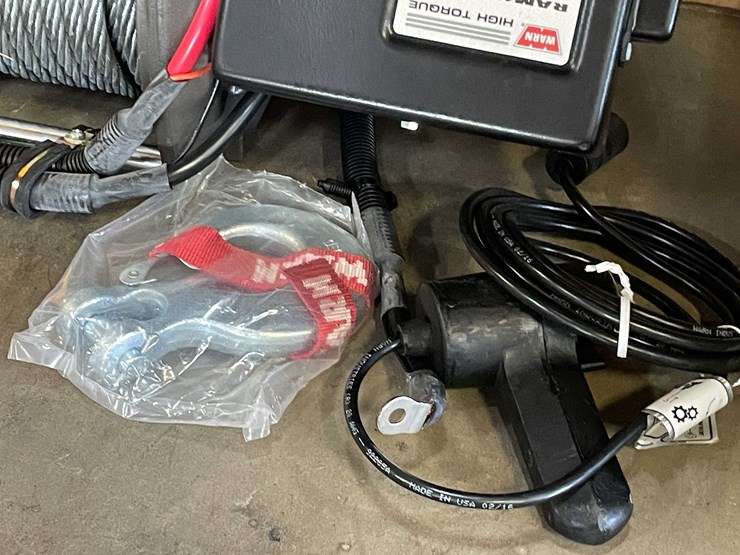#2129-•-new-warn-winch-(pr4)-image-3
