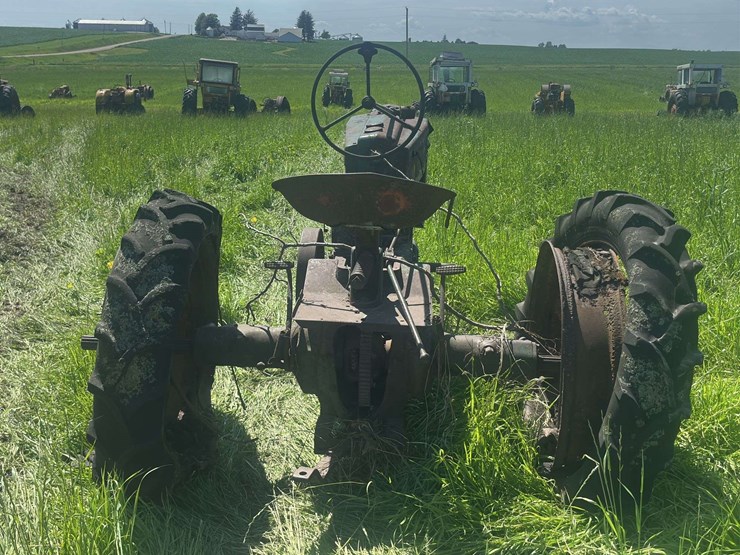 john-deere-h-image-3