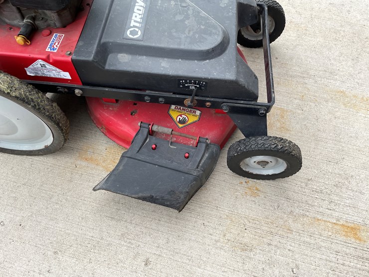 #6401-•-troy-bilt-high-wheel-mower-image-10