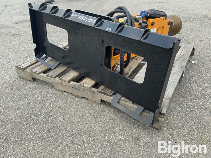 2025-giyi-680-skid-steer-post-driver-image-10