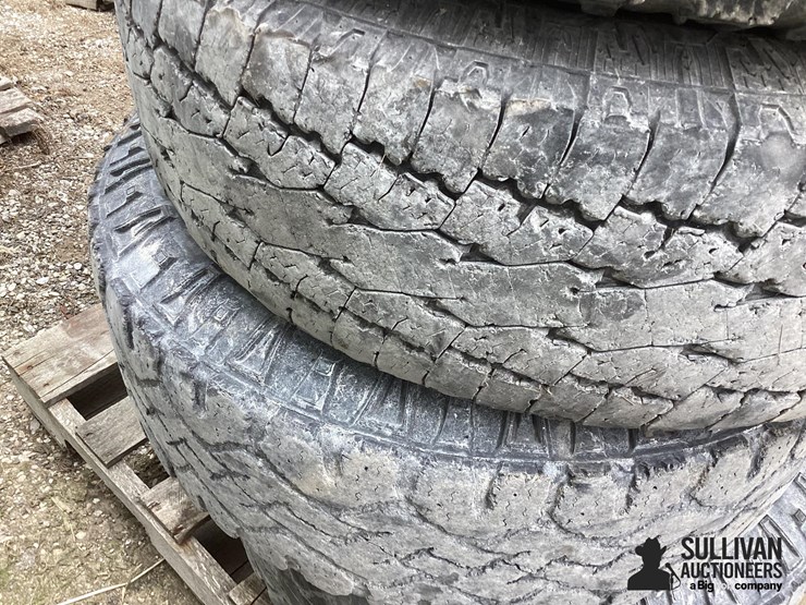 245/75r17-tires-&-rims-image-15
