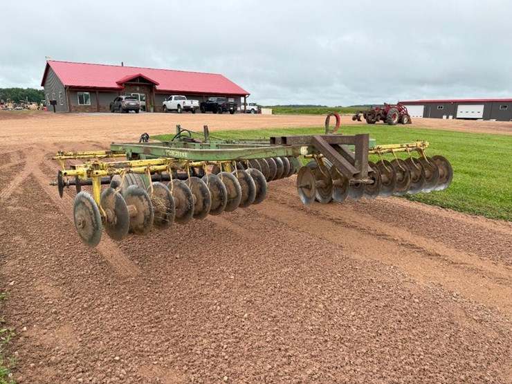 john-deere-210-image-7