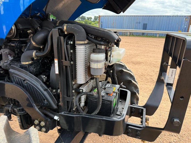 2019-new-holland-workmaster-70-image-34