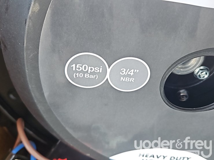 unused-fuel-boss-12v-portable-diesel-transfer-pump-15-gpm-c/w-12'-hose,-nozzle-image-2
