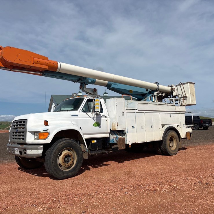 1996 Ford DS Bucket Truck