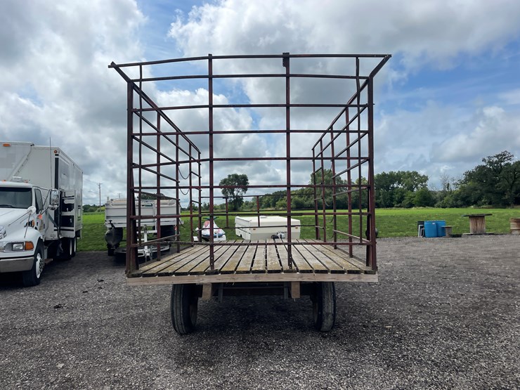 #6299-•-bale-cage-on-1065-deere-running-gear-image-6