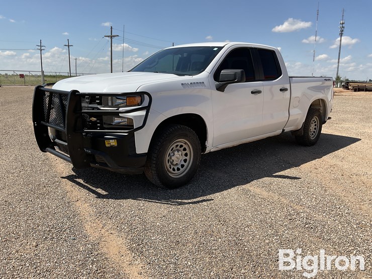 2021-chevrolet-silverado-1500-image-1