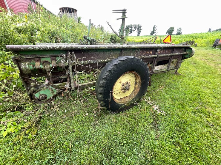 #7467-•-john-deere-trailer-frame-image-4