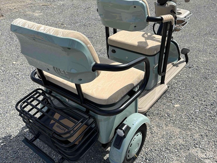 unused-irgc40-battery-powered-mini-golf-cart-image-4
