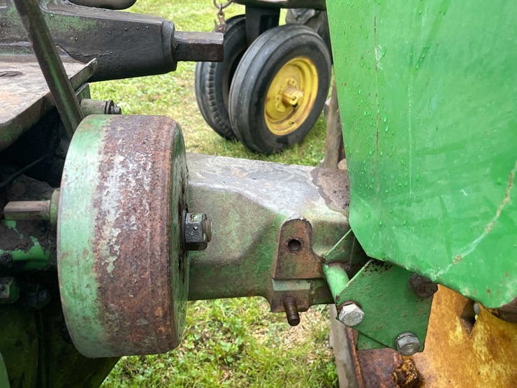 #6686-•-1950---1952-john-deere-tractor-image-15