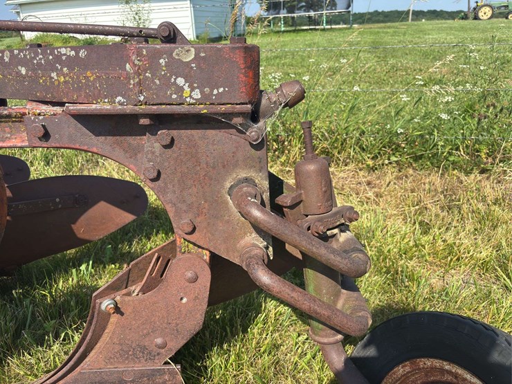 ji-case-pull-type-plow-image-35