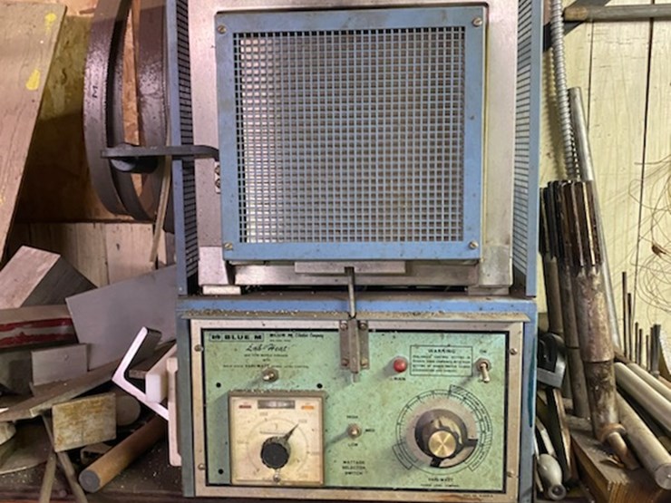 #1020-•-blue-m-heat-treat-oven-image-2