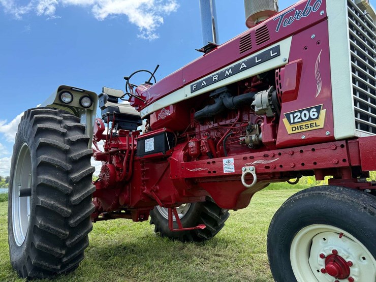 farmall-1206-image-6