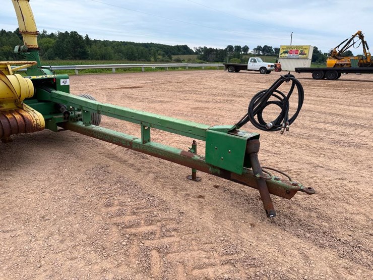 john-deere-3950-image-10