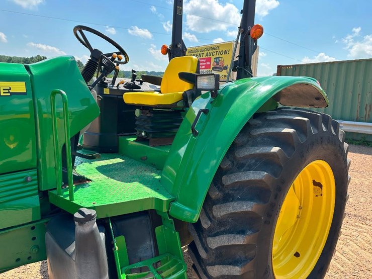 2007-john-deere-6215-image-13