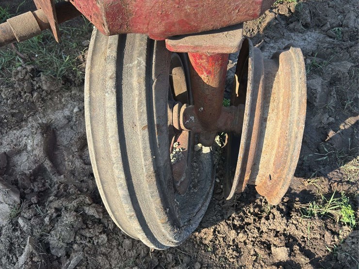 farmall-h-image-12