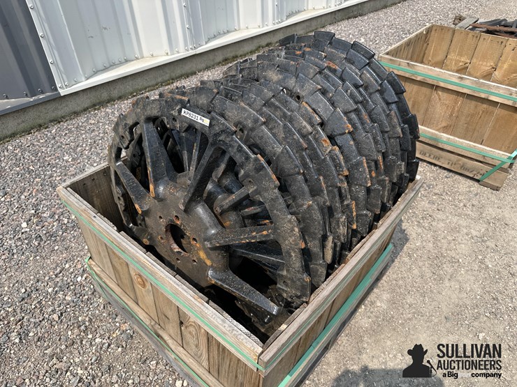 amity-864-sma69580-harvester-wheels-for-amity-lifter-(bid-per-unit)-image-1