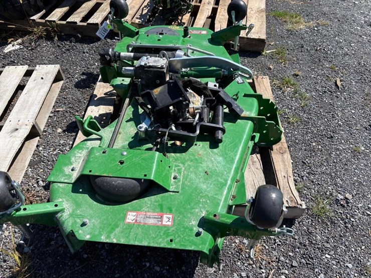 john-deere-60d-image-3