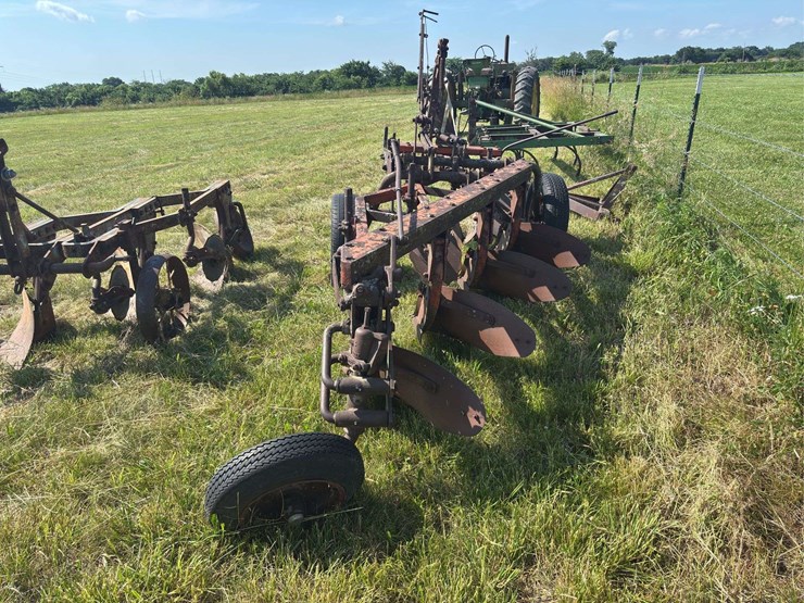 ji-case-pull-type-plow-image-4