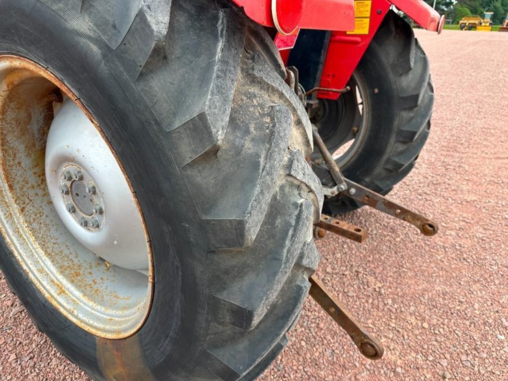 massey-ferguson-231-image-7