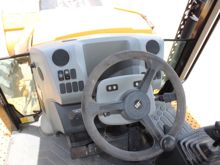 caterpillar-416f2-image-6