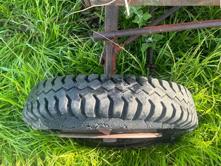co-op-tractor-image-25