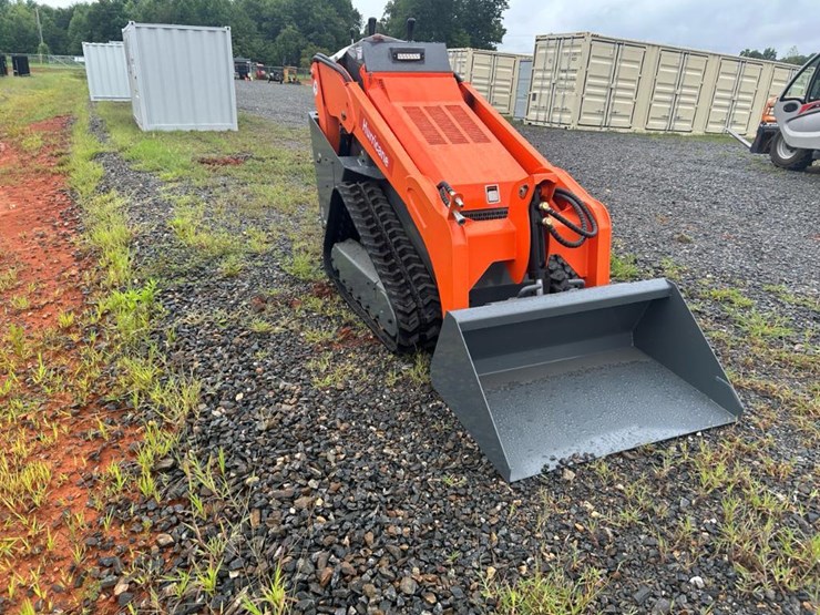 #1006-•-unused-hrc600l-mini-skid-steer-image-7