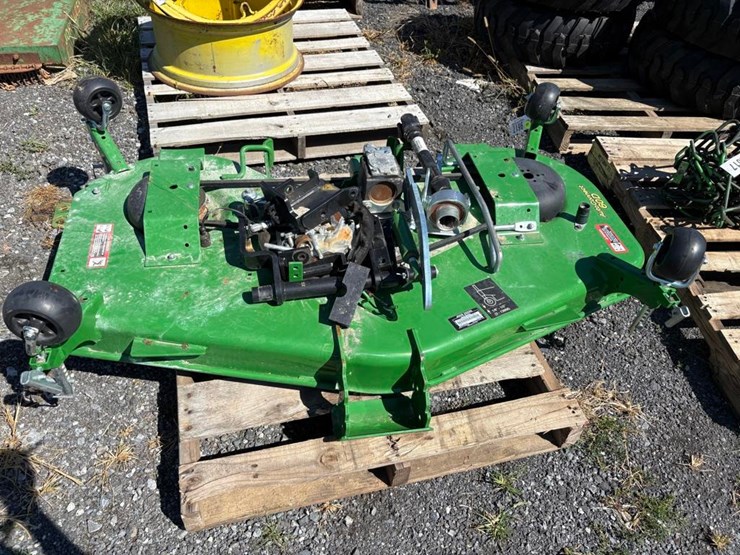 john-deere-60d-image-4