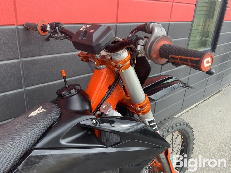 2021-ktm-450-sx-f-motorcycle-image-15
