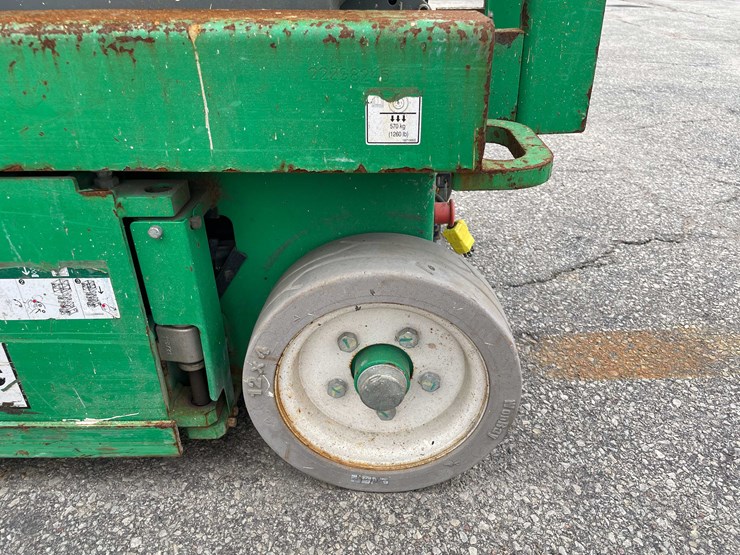 #1368-•-19'-scissor-lift-(o2)-image-12