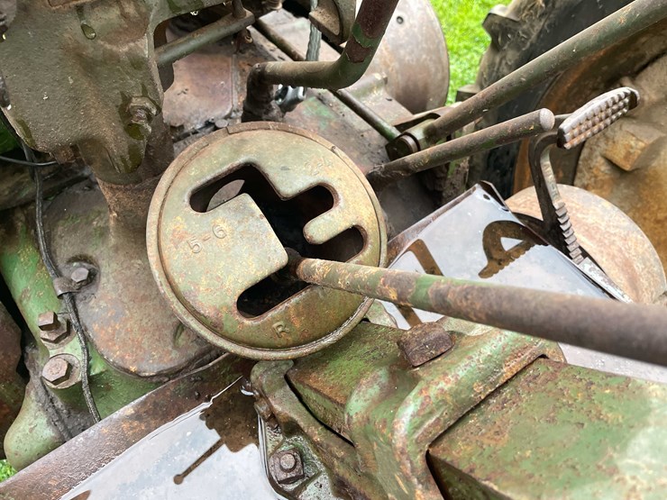 #6672-•-1942-john-deere-tractor-image-23