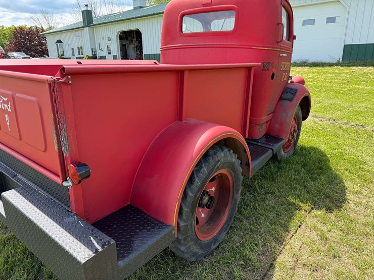 ford-custom-pickup-original-paint-image-12