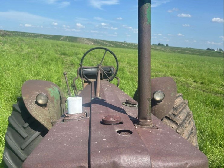 john-deere-70-image-10