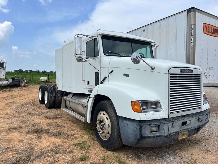 1996-freightliner-t/a-sleeper-semi-truck-*inop-image-5