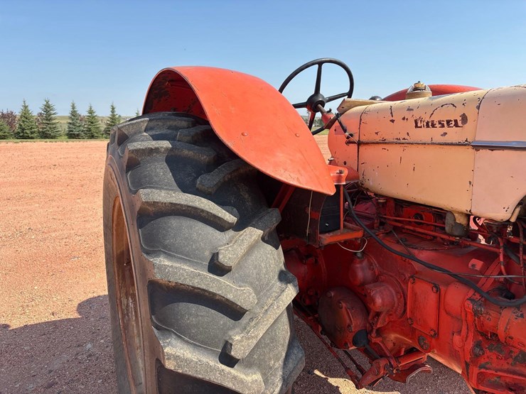 1957-case-900-tractor-image-18