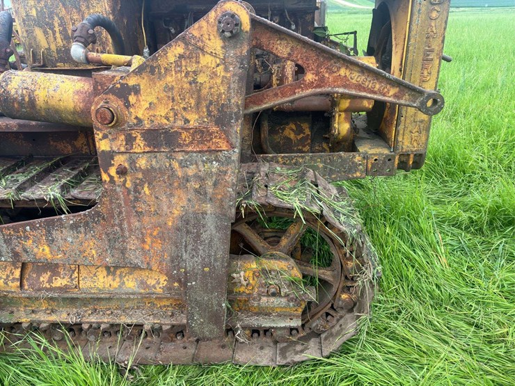 caterpillar-r5-crawler-and-blade-image-12