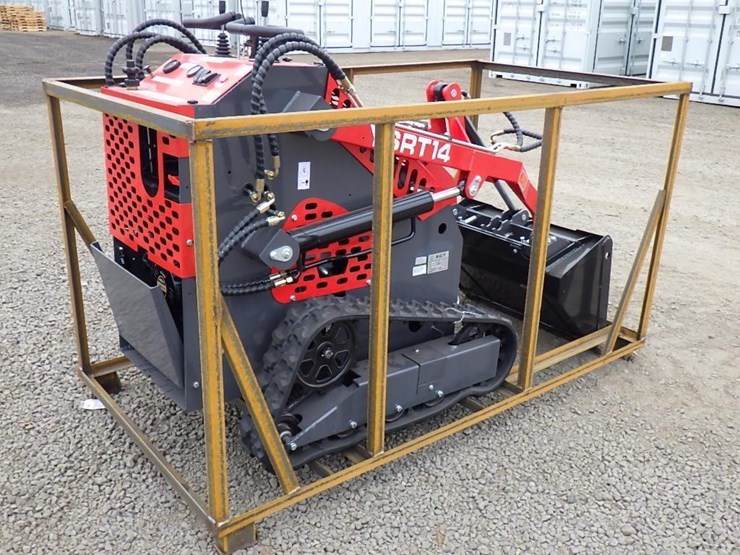 2025-agt-ysrt14-skid-steer-tracked-loader-image-3