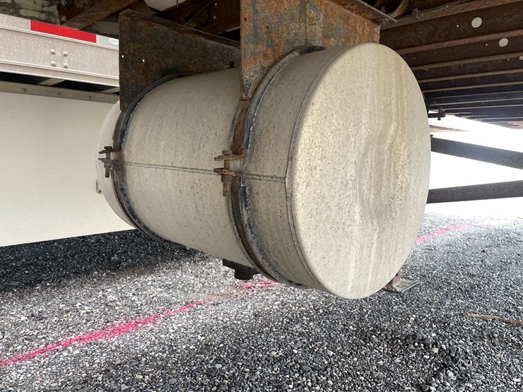 #6284-•-2005-utility-53'-reefer-semi-trailer-(has-wi-title)-image-34