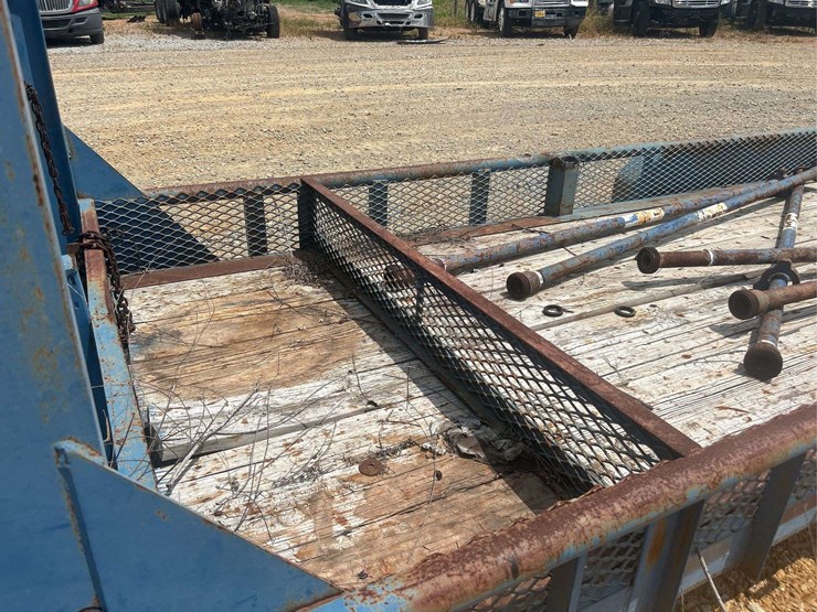 2013-80"-x-20'-t/a-gooseneck-trailer-image-9