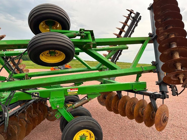 john-deere-630-image-26