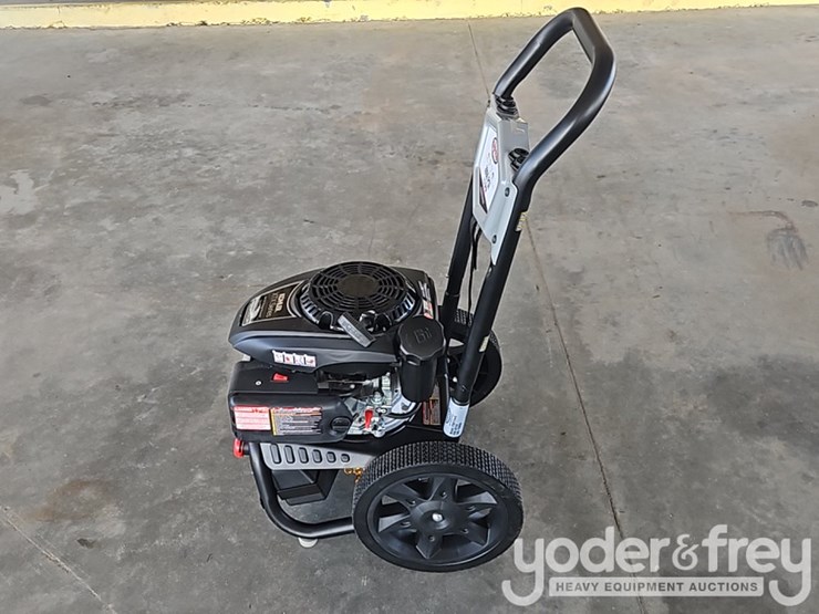 unused-simpson-2800-psi-pressure-washer-image-4