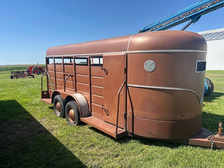 ww-stock-trailer-image-8