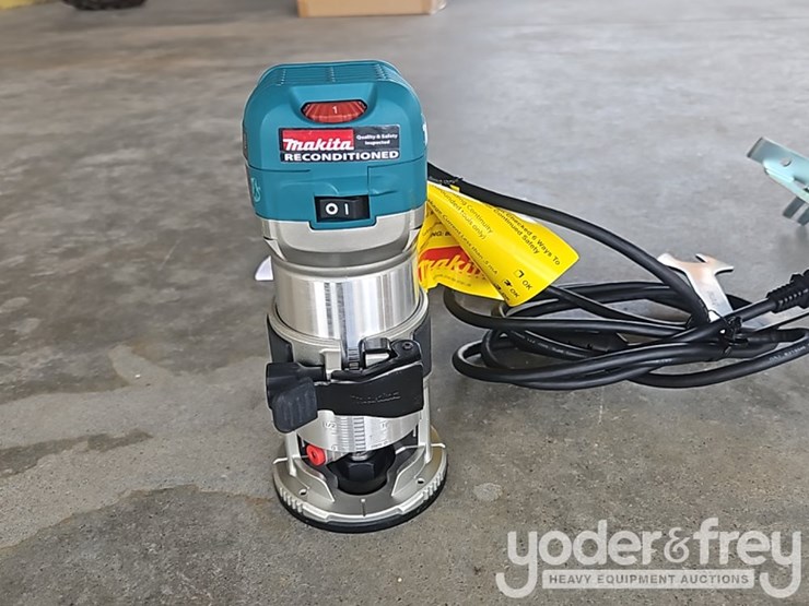 unused-makita-rt0701c-image-7