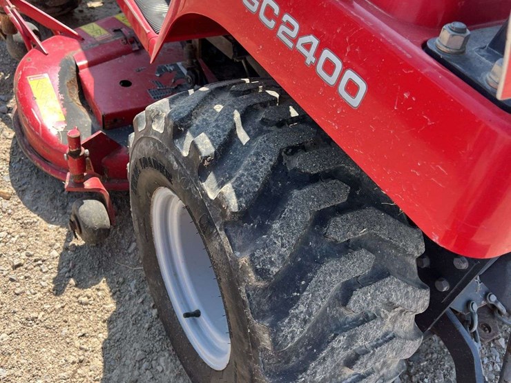 massey-ferguson-gc2400-image-24
