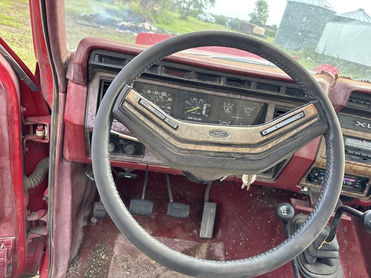 1986-ford-f250-image-14