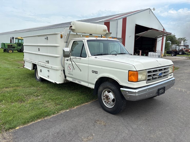 1989-ford-f350-image-3