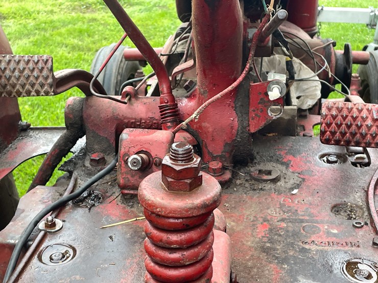 #6683-•-international-tractor-image-29