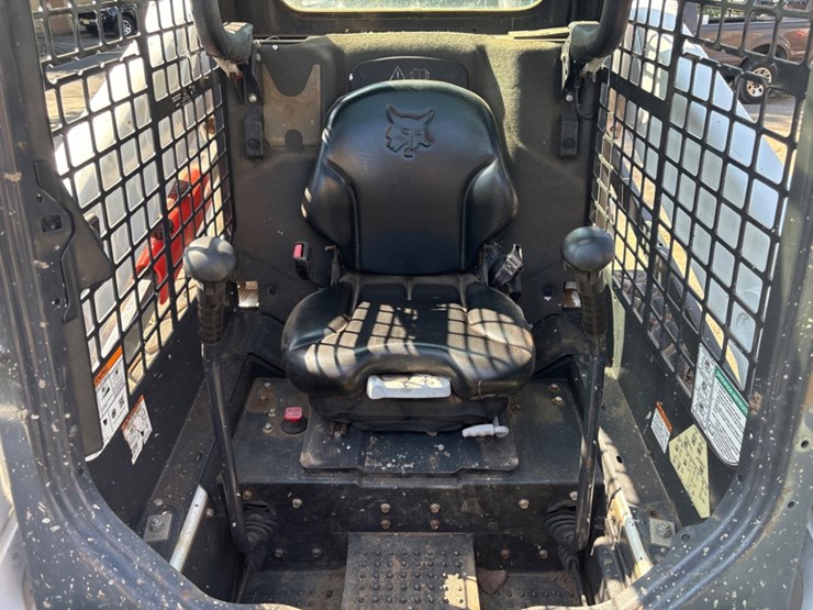 2019-bobcat-s570-image-14
