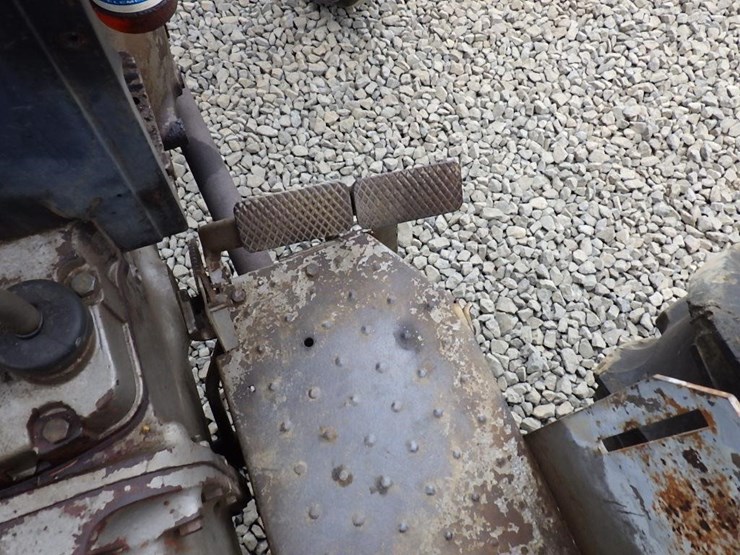 massey-ferguson-255-image-24